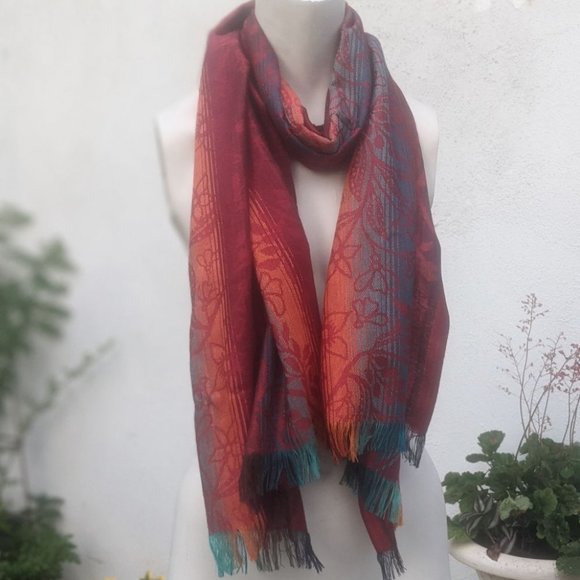 Scarf, Shawl or Pashmina - Picture 4 of 13